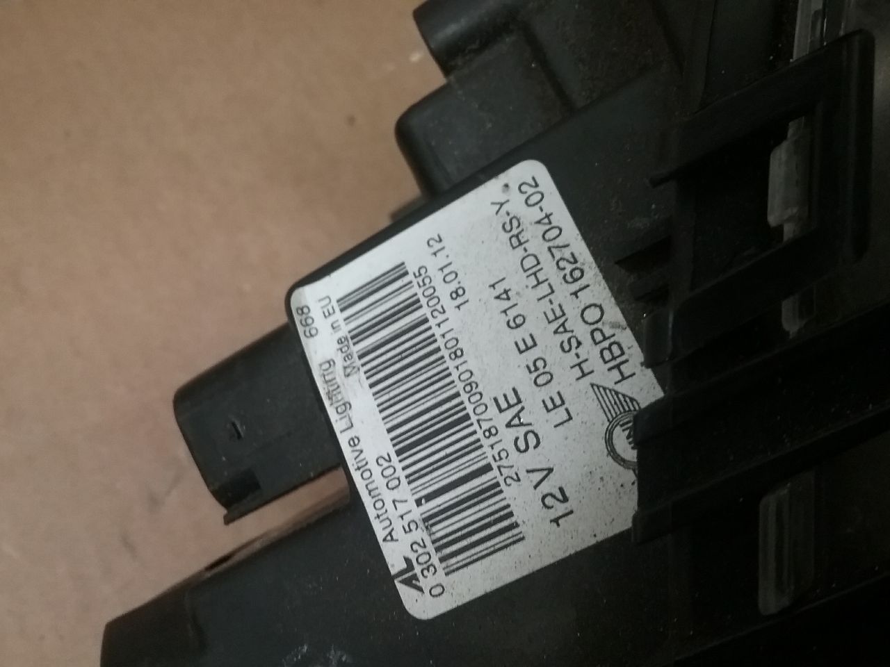 https://f005.backblazeb2.com/file/img-partshotlines-com/Inventory/NE93/Inventory/366923_03.jpg