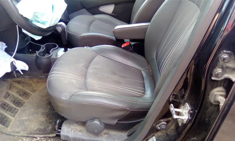 https://f005.backblazeb2.com/file/img-partshotlines-com/Inventory/NE93/Vehicle/24334_11.jpg