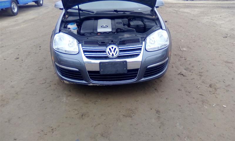 https://f005.backblazeb2.com/file/img-partshotlines-com/Inventory/NE93/Vehicle/24617_02.jpg