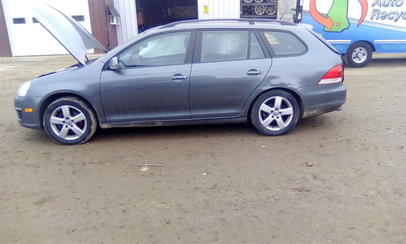 https://f005.backblazeb2.com/file/img-partshotlines-com/Inventory/NE93/Vehicle/24617_11.jpg
