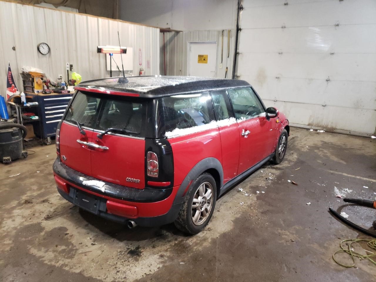 https://f005.backblazeb2.com/file/img-partshotlines-com/Inventory/NE93/Vehicle/25971_03.jpg