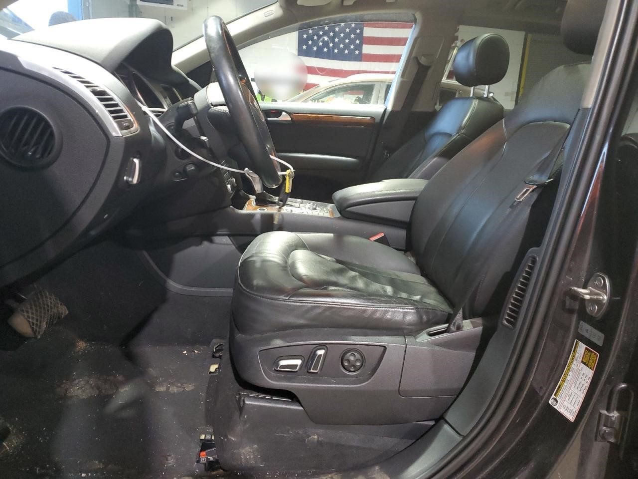 https://f005.backblazeb2.com/file/img-partshotlines-com/Inventory/NE93/Vehicle/26033_07.jpg