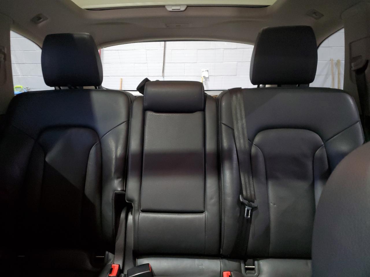 https://f005.backblazeb2.com/file/img-partshotlines-com/Inventory/NE93/Vehicle/26033_10.jpg