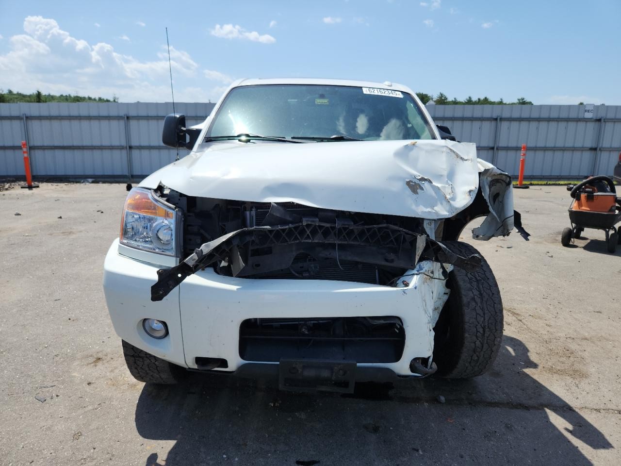 https://f005.backblazeb2.com/file/img-partshotlines-com/Inventory/NE93/Vehicle/26499_05.jpg