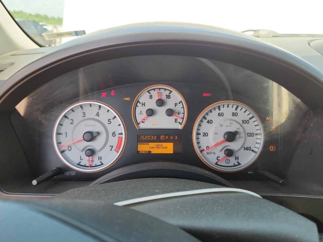 https://f005.backblazeb2.com/file/img-partshotlines-com/Inventory/NE93/Vehicle/26499_09.jpg