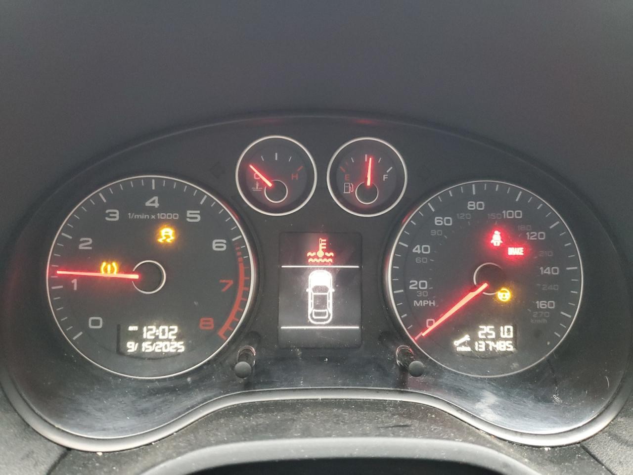https://f005.backblazeb2.com/file/img-partshotlines-com/Inventory/NE93/Vehicle/26574_09.jpg
