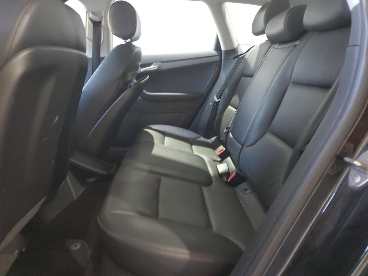 https://f005.backblazeb2.com/file/img-partshotlines-com/Inventory/NE93/Vehicle/26574_10.jpg