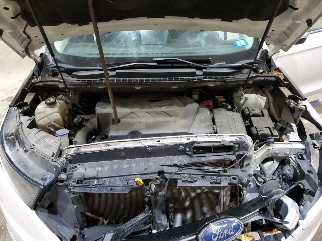 https://f005.backblazeb2.com/file/img-partshotlines-com/Inventory/NE93/Vehicle/26590_12.jpg