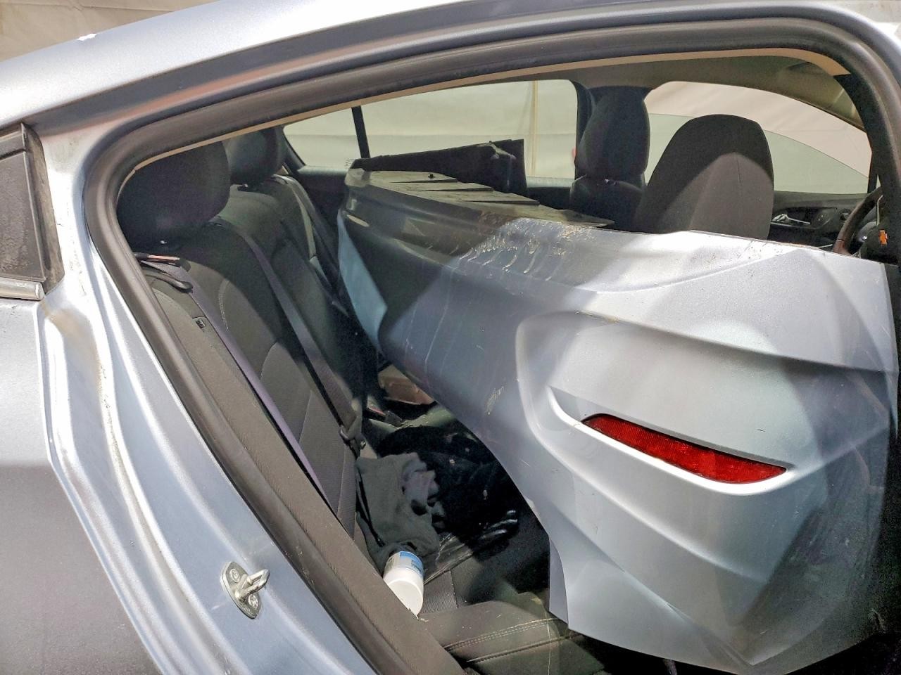 https://f005.backblazeb2.com/file/img-partshotlines-com/Inventory/NE93/Vehicle/26727_10.jpg