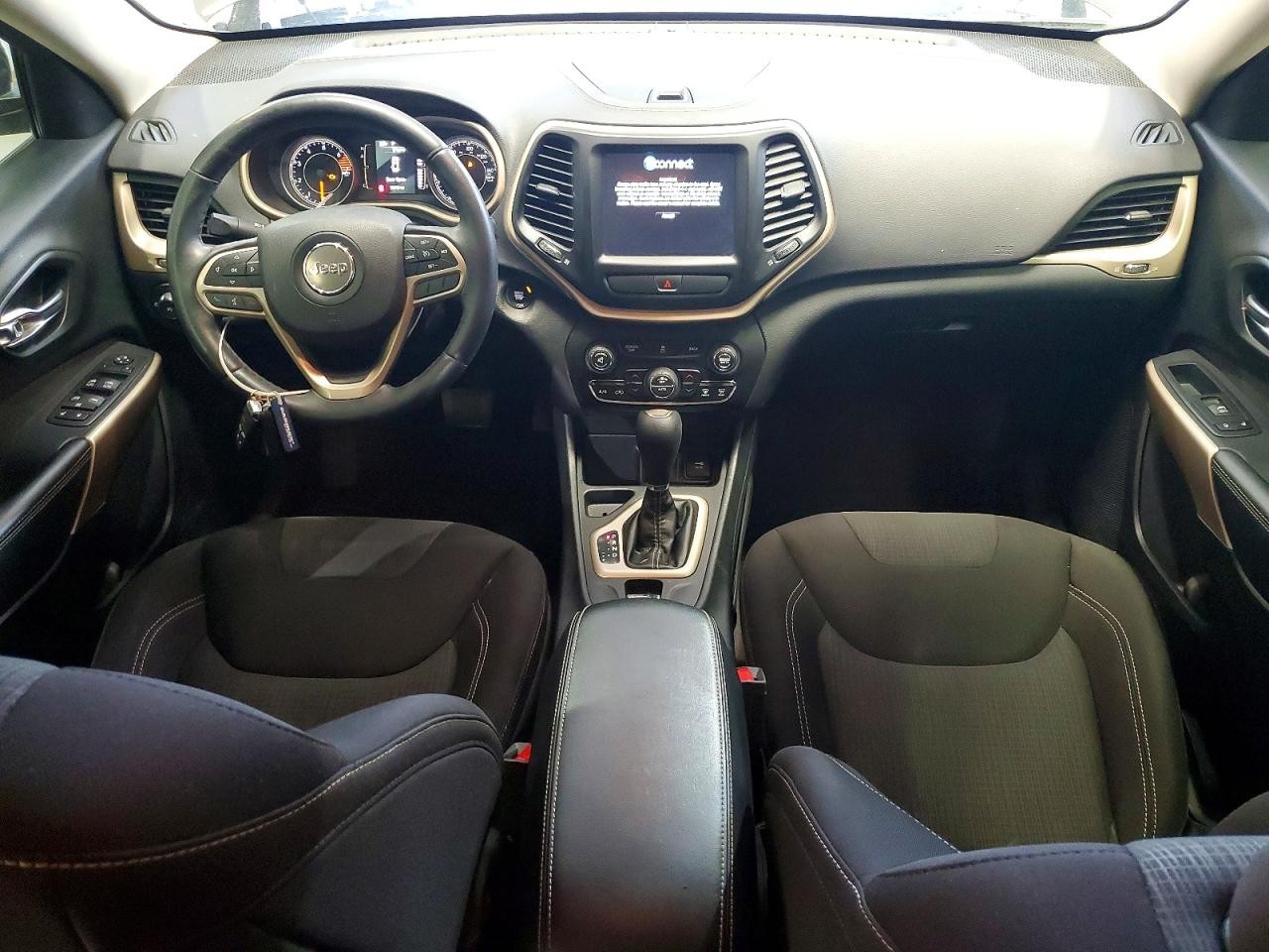 https://f005.backblazeb2.com/file/img-partshotlines-com/Inventory/NE93/Vehicle/26897_08.jpg
