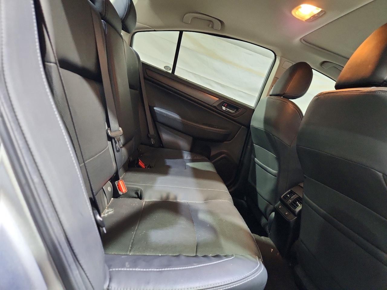 https://f005.backblazeb2.com/file/img-partshotlines-com/Inventory/NE93/Vehicle/26977_10.jpg