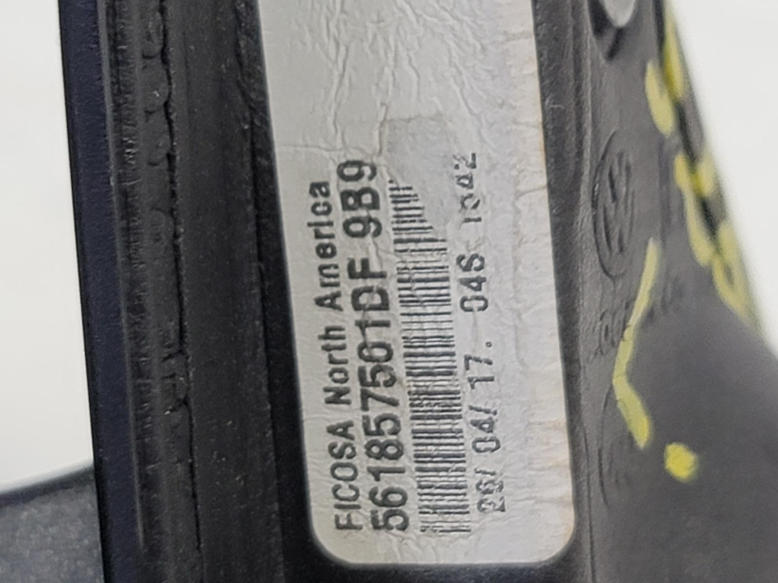 b/a/a/a/e/h/i/f/e/e/ff5fc2a1-5274-4088-bc31-ae2a5f0c4d9c.jpg