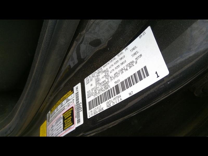 https://f005.backblazeb2.com/file/img-partshotlines-com/Inventory/OK13/Vehicle/13903_04.jpg