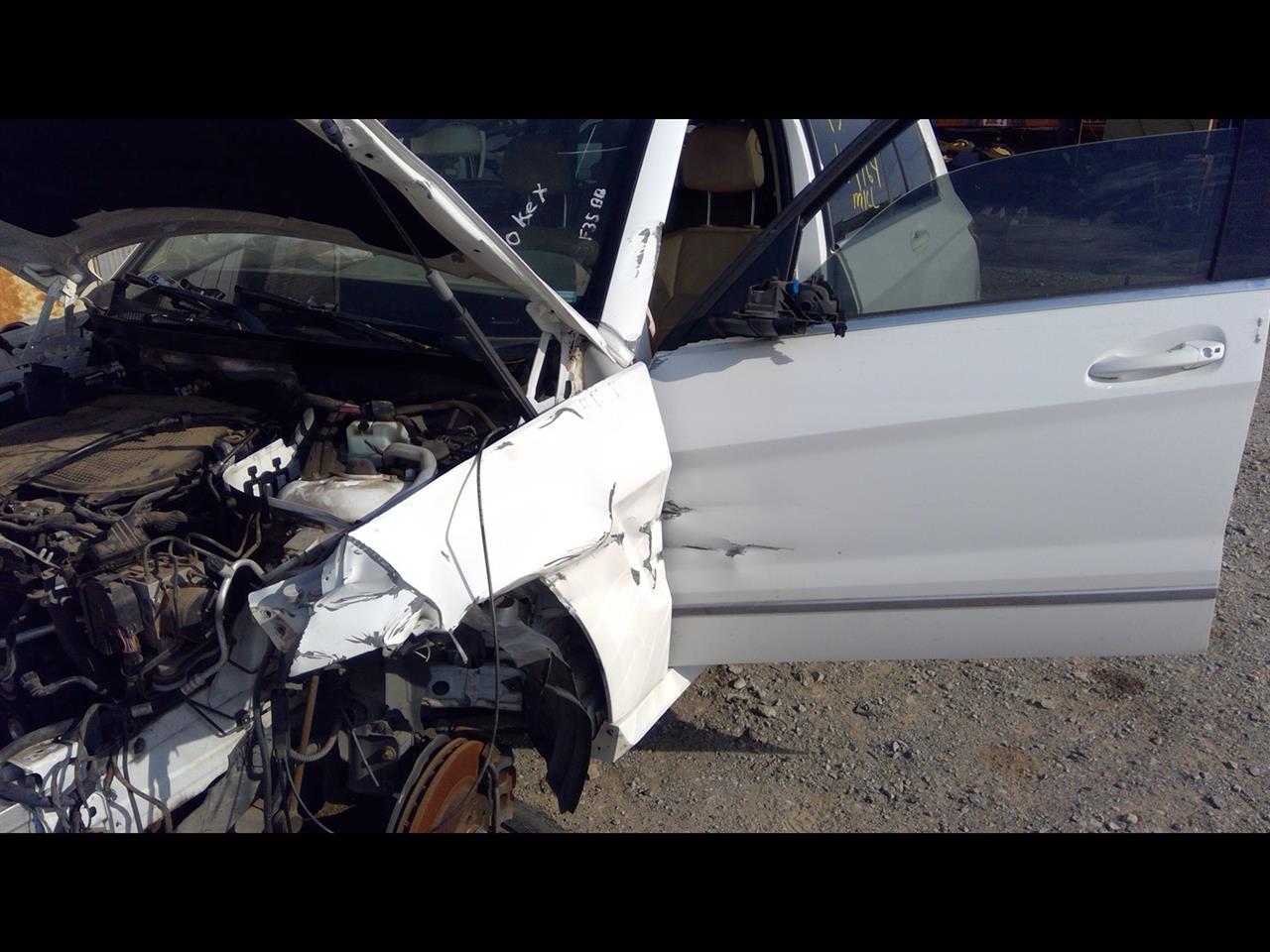 https://f005.backblazeb2.com/file/img-partshotlines-com/Inventory/OK13/Vehicle/14035_02.jpg