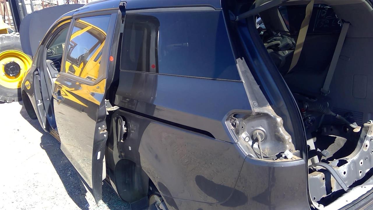 https://f005.backblazeb2.com/file/img-partshotlines-com/Inventory/OK13/Vehicle/16006_03.jpg