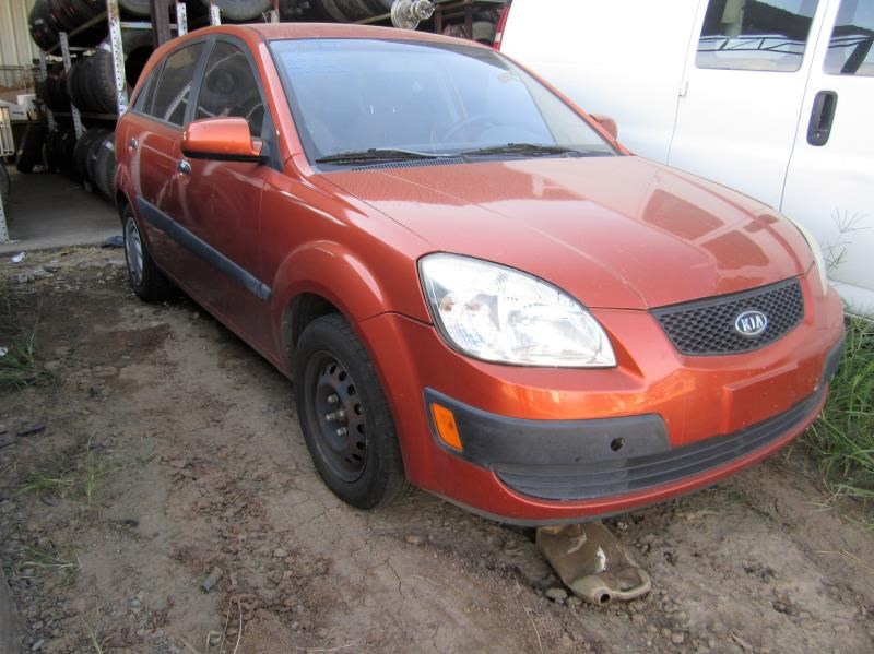 https://f005.backblazeb2.com/file/img-partshotlines-com/Inventory/OK19/Vehicle/11918_02.jpg