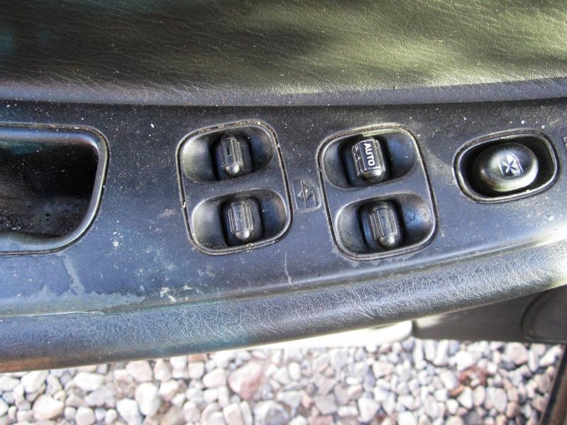 https://f005.backblazeb2.com/file/img-partshotlines-com/Inventory/OK19/Vehicle/11938_07.jpg