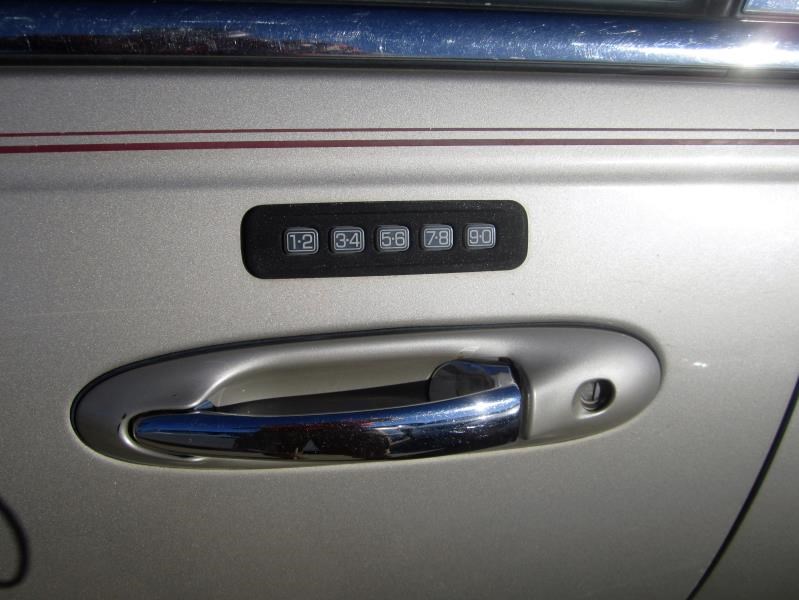 https://f005.backblazeb2.com/file/img-partshotlines-com/Inventory/OK19/Vehicle/11948_08.jpg