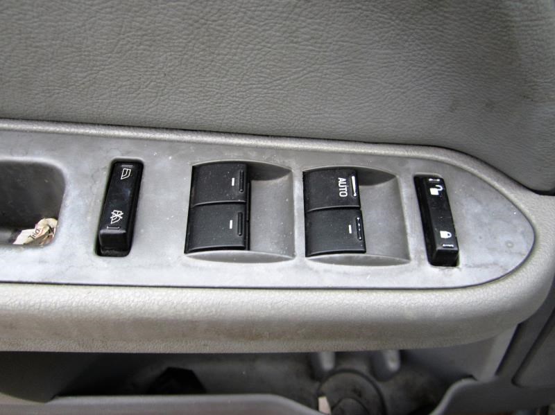 https://f005.backblazeb2.com/file/img-partshotlines-com/Inventory/OK19/Vehicle/12038_10.jpg
