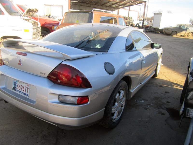 https://f005.backblazeb2.com/file/img-partshotlines-com/Inventory/OK19/Vehicle/12440_07.jpg