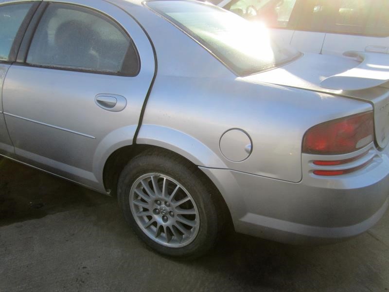 https://f005.backblazeb2.com/file/img-partshotlines-com/Inventory/OK19/Vehicle/12630_04.jpg
