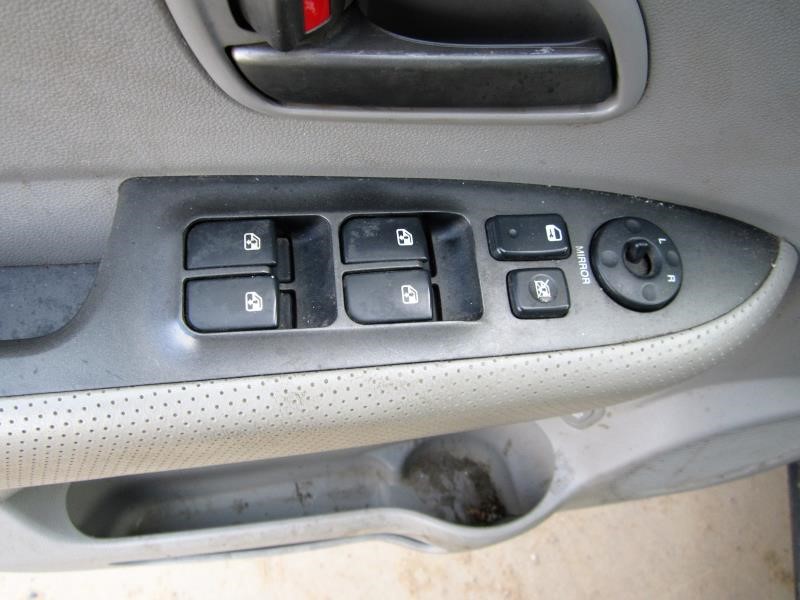 https://f005.backblazeb2.com/file/img-partshotlines-com/Inventory/OK19/Vehicle/12812_09.jpg