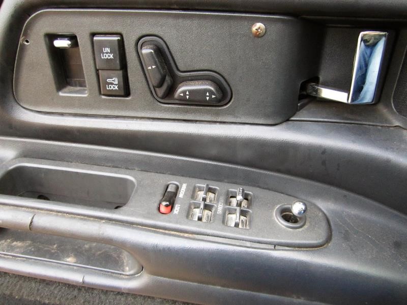 https://f005.backblazeb2.com/file/img-partshotlines-com/Inventory/OK19/Vehicle/12949_09.jpg