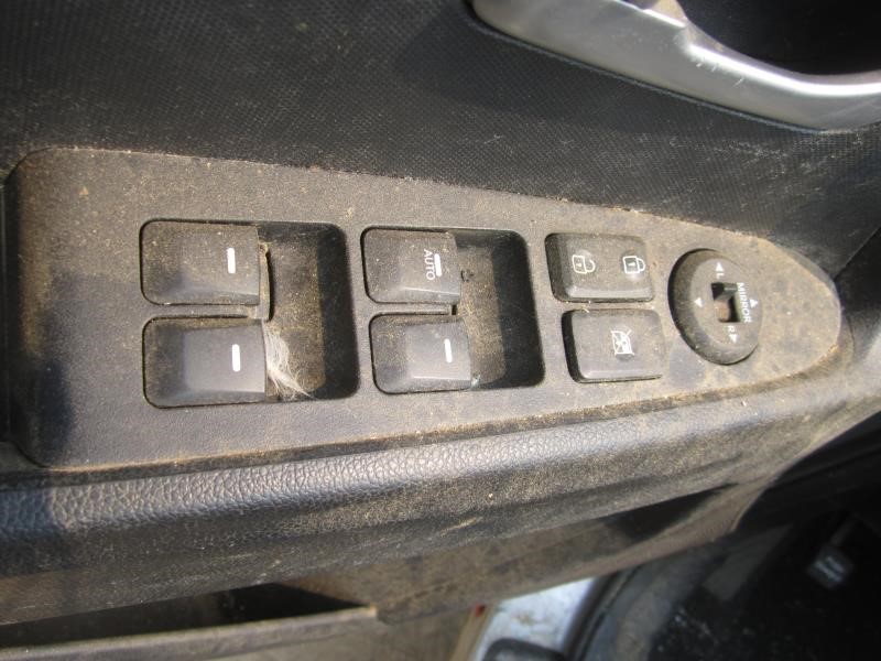 https://f005.backblazeb2.com/file/img-partshotlines-com/Inventory/OK19/Vehicle/14073_08.jpg