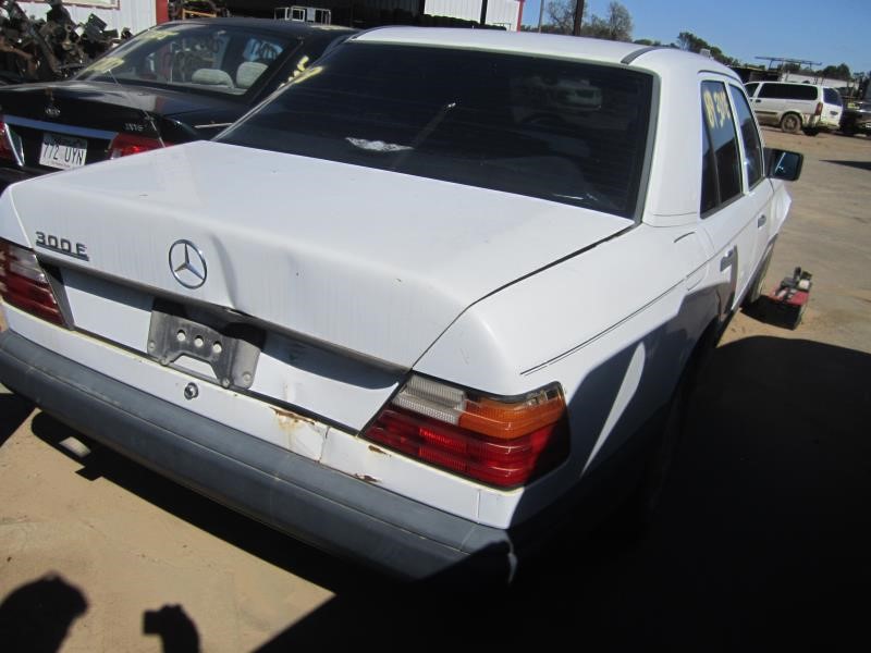 https://f005.backblazeb2.com/file/img-partshotlines-com/Inventory/OK19/Vehicle/14368_07.jpg
