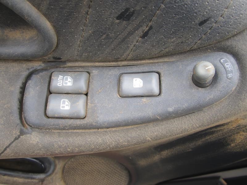 https://f005.backblazeb2.com/file/img-partshotlines-com/Inventory/OK19/Vehicle/14936_08.jpg