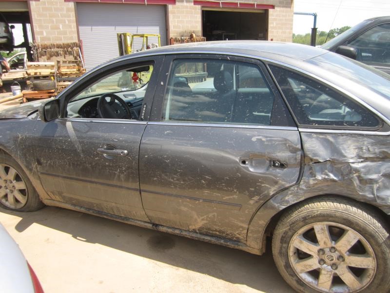 https://f005.backblazeb2.com/file/img-partshotlines-com/Inventory/OK19/Vehicle/15323_04.jpg