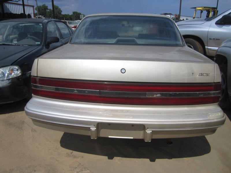 https://f005.backblazeb2.com/file/img-partshotlines-com/Inventory/OK19/Vehicle/15936_06.jpg