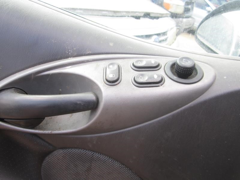 https://f005.backblazeb2.com/file/img-partshotlines-com/Inventory/OK19/Vehicle/15985_09.jpg