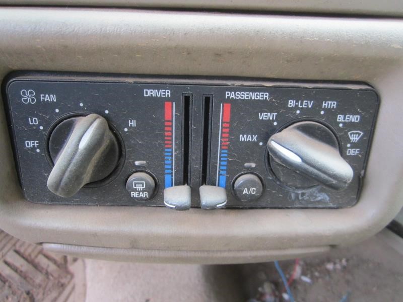 https://f005.backblazeb2.com/file/img-partshotlines-com/Inventory/OK19/Vehicle/16840_09.jpg