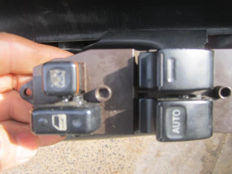https://f005.backblazeb2.com/file/img-partshotlines-com/Inventory/OK19/Vehicle/16928_09.jpg