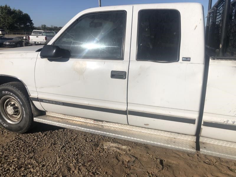 https://f005.backblazeb2.com/file/img-partshotlines-com/Inventory/OK19/Vehicle/23096_04.jpg