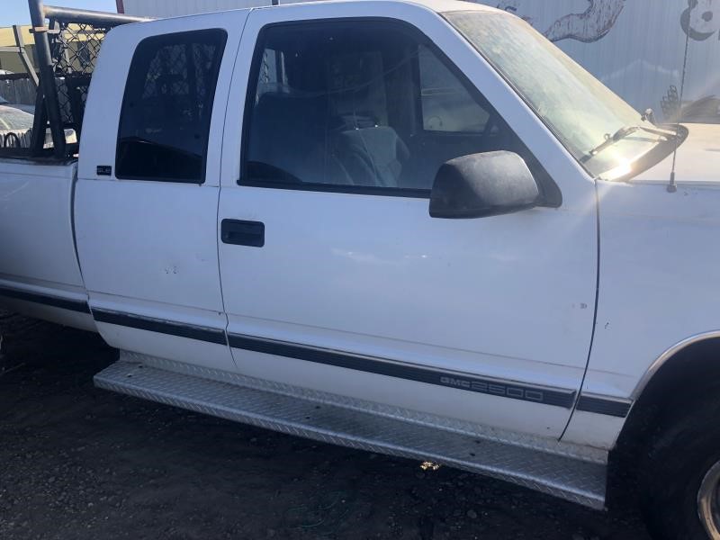 https://f005.backblazeb2.com/file/img-partshotlines-com/Inventory/OK19/Vehicle/23096_08.jpg