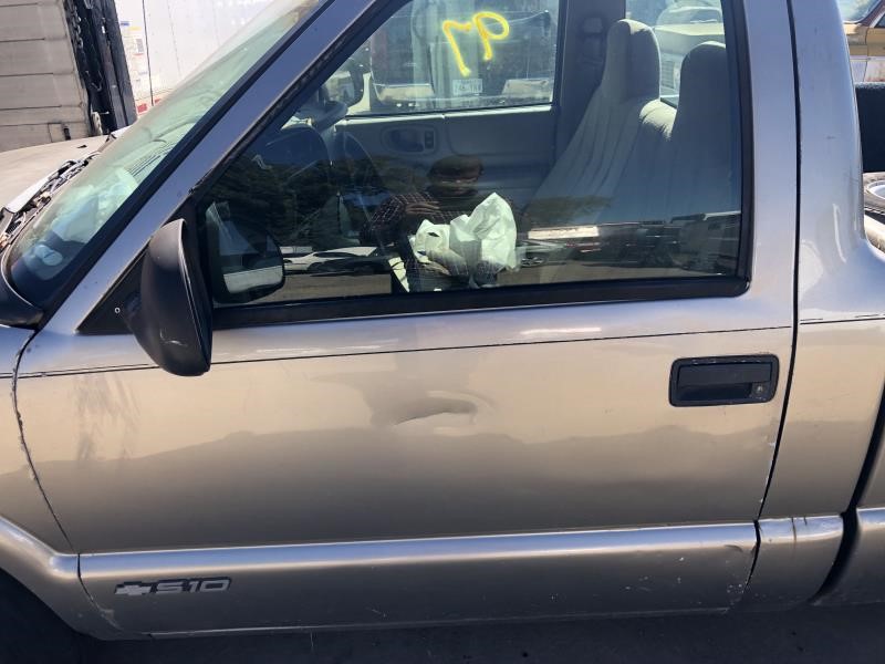 https://f005.backblazeb2.com/file/img-partshotlines-com/Inventory/OK19/Vehicle/23115_04.jpg