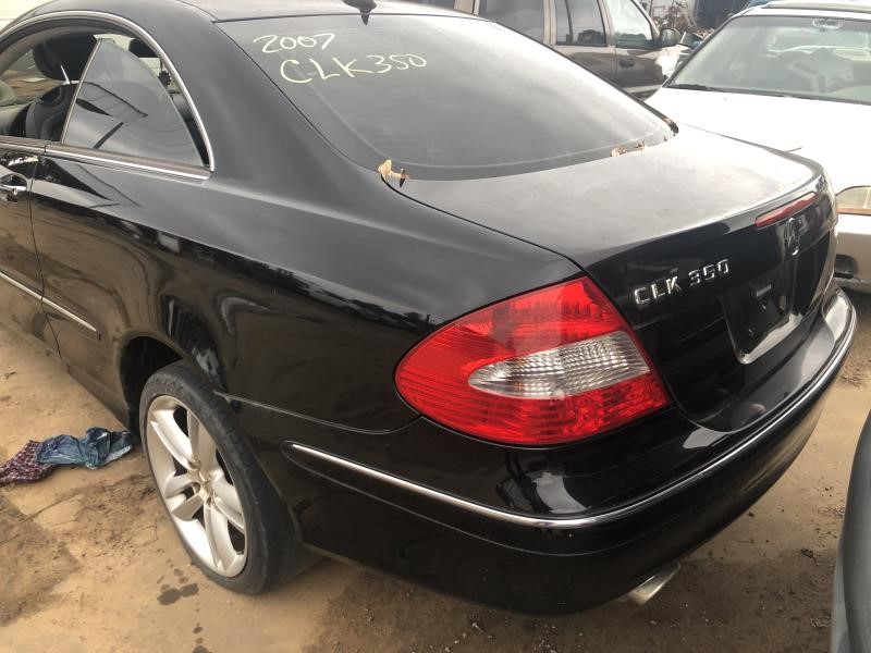 https://f005.backblazeb2.com/file/img-partshotlines-com/Inventory/OK19/Vehicle/23212_07.jpg