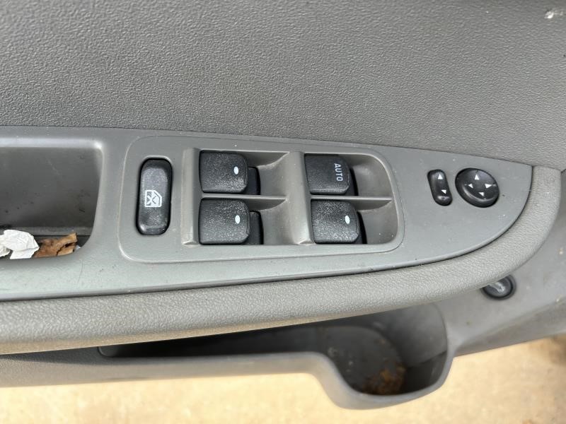 https://f005.backblazeb2.com/file/img-partshotlines-com/Inventory/OK19/Vehicle/23432_11.jpg