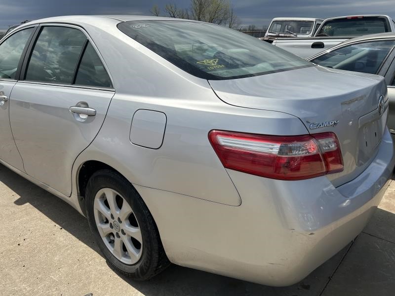 https://f005.backblazeb2.com/file/img-partshotlines-com/Inventory/OK19/Vehicle/23730_06.jpg