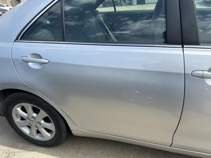 https://f005.backblazeb2.com/file/img-partshotlines-com/Inventory/OK19/Vehicle/23730_09.jpg