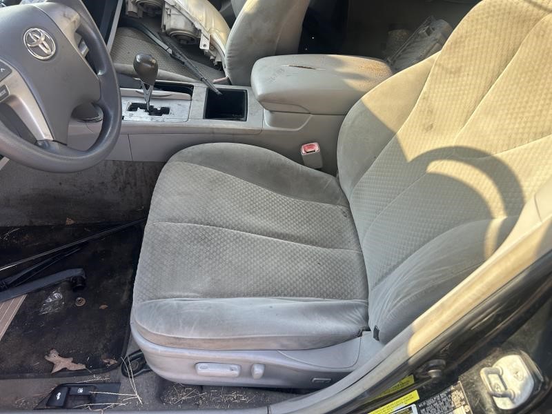 https://f005.backblazeb2.com/file/img-partshotlines-com/Inventory/OK19/Vehicle/24232_09.jpg