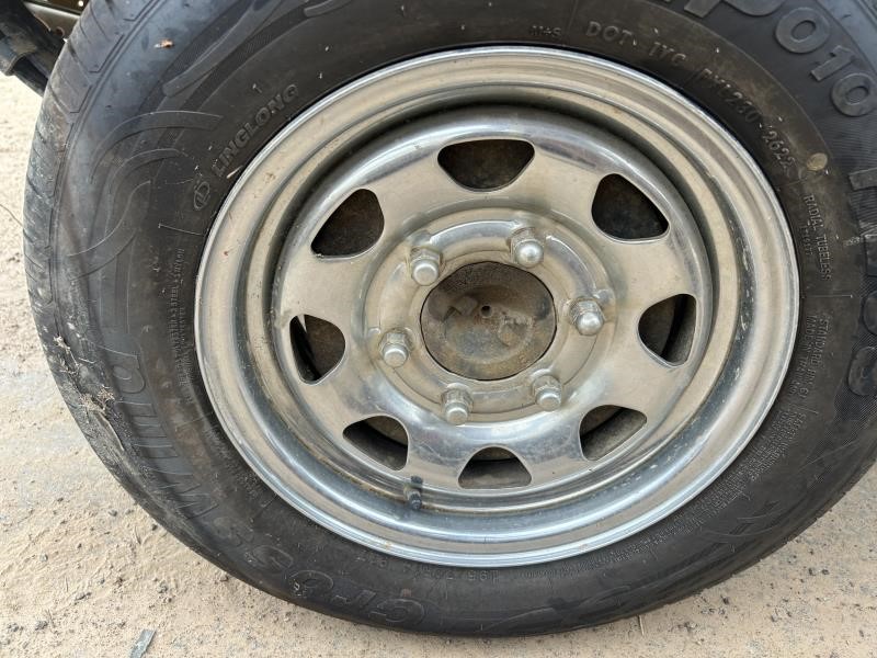 https://f005.backblazeb2.com/file/img-partshotlines-com/Inventory/OK19/Vehicle/24312_08.jpg