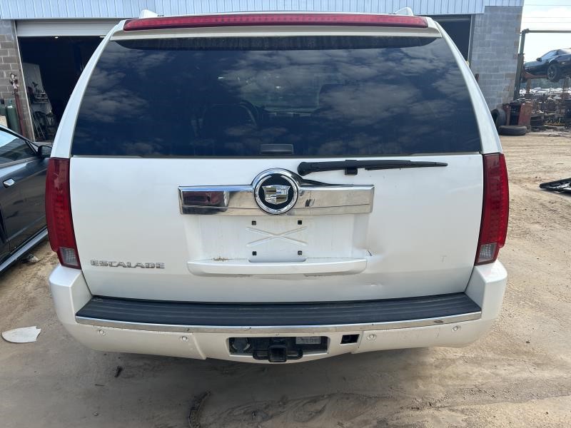 https://f005.backblazeb2.com/file/img-partshotlines-com/Inventory/OK19/Vehicle/24396_07.jpg