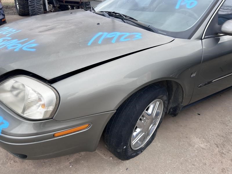 https://f005.backblazeb2.com/file/img-partshotlines-com/Inventory/OK19/Vehicle/24585_02.jpg
