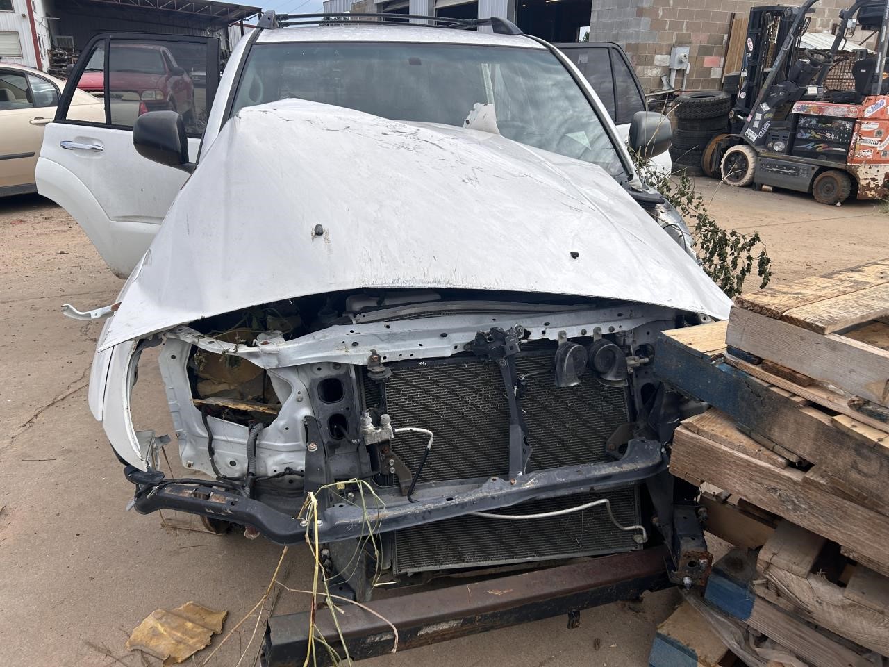 https://f005.backblazeb2.com/file/img-partshotlines-com/Inventory/OK19/Vehicle/25417_01.jpg