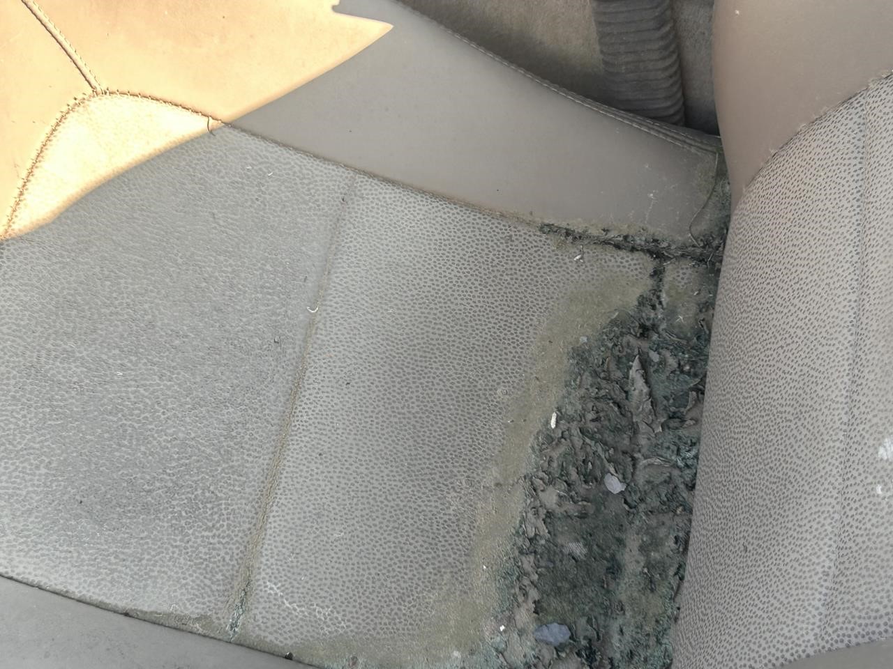 https://f005.backblazeb2.com/file/img-partshotlines-com/Inventory/OK19/Vehicle/25448_11.jpg