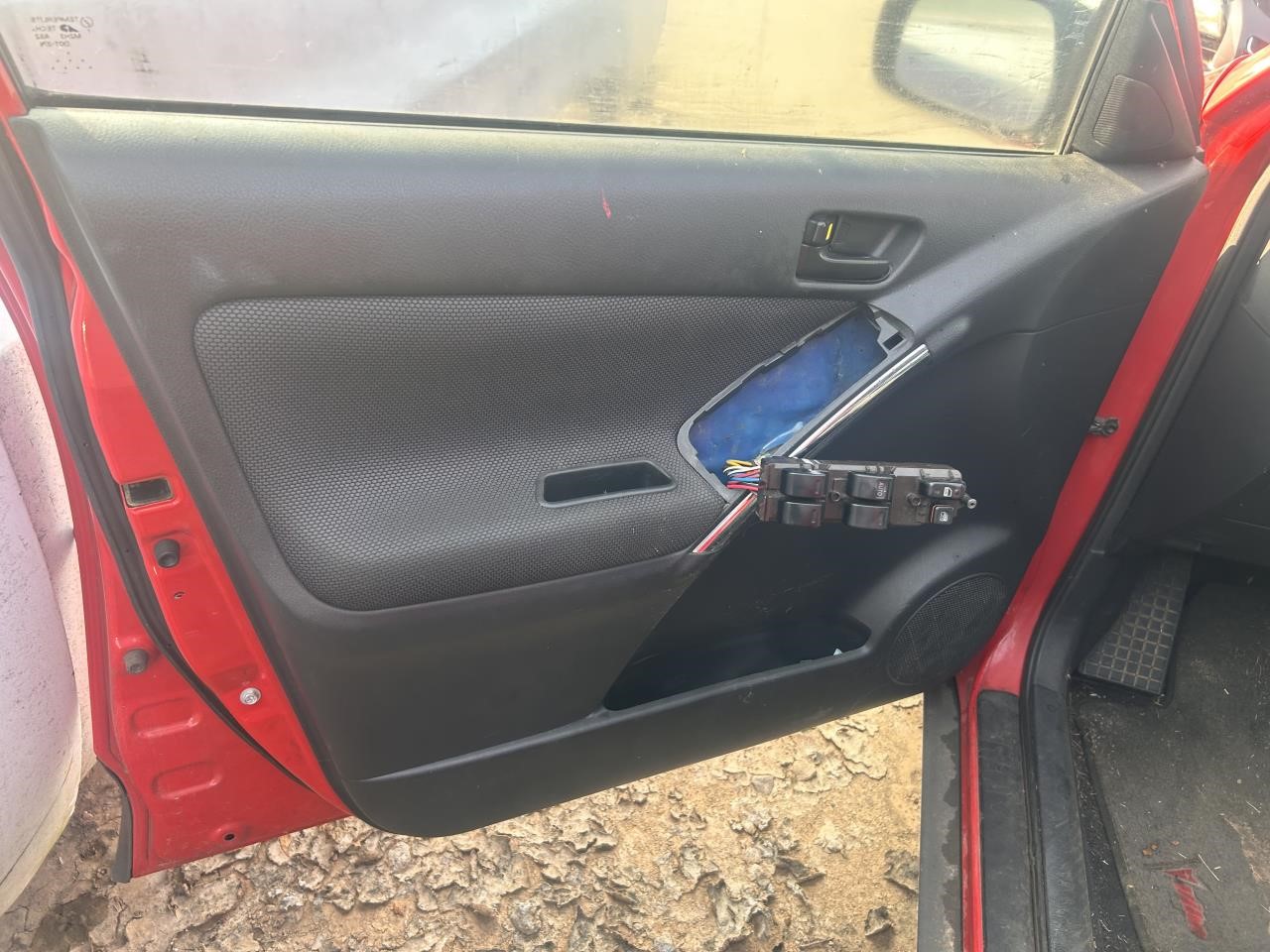 https://f005.backblazeb2.com/file/img-partshotlines-com/Inventory/OK19/Vehicle/25477_12.jpg