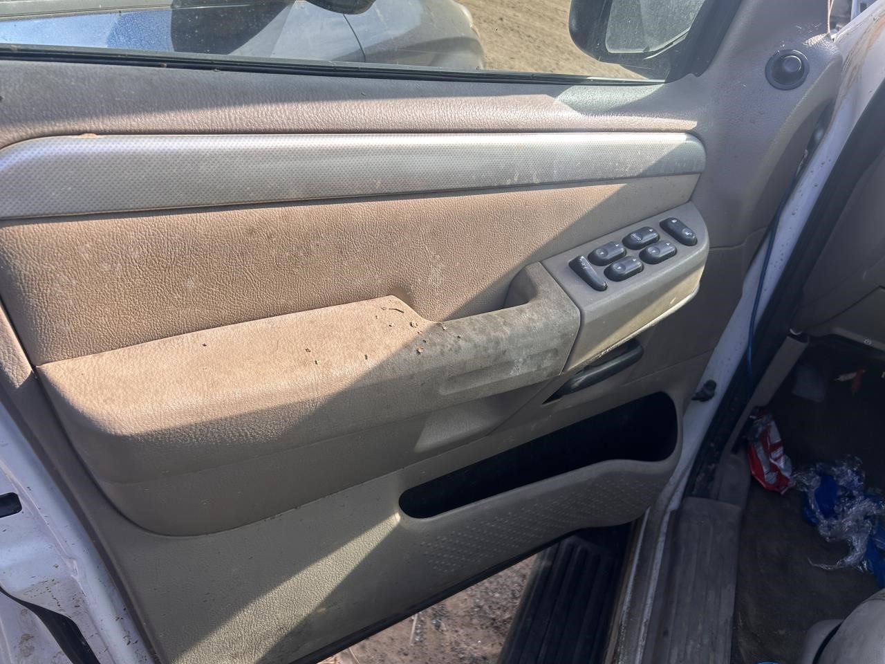 https://f005.backblazeb2.com/file/img-partshotlines-com/Inventory/OK19/Vehicle/25493_11.jpg